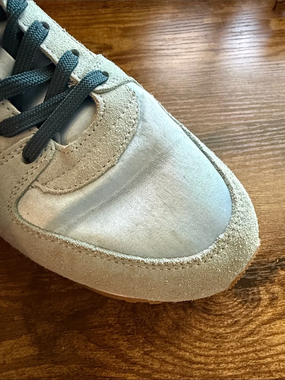 Tretorn Layola 2.0 Light Blue Retro Women’s Size 8.5 Striped Sneakers